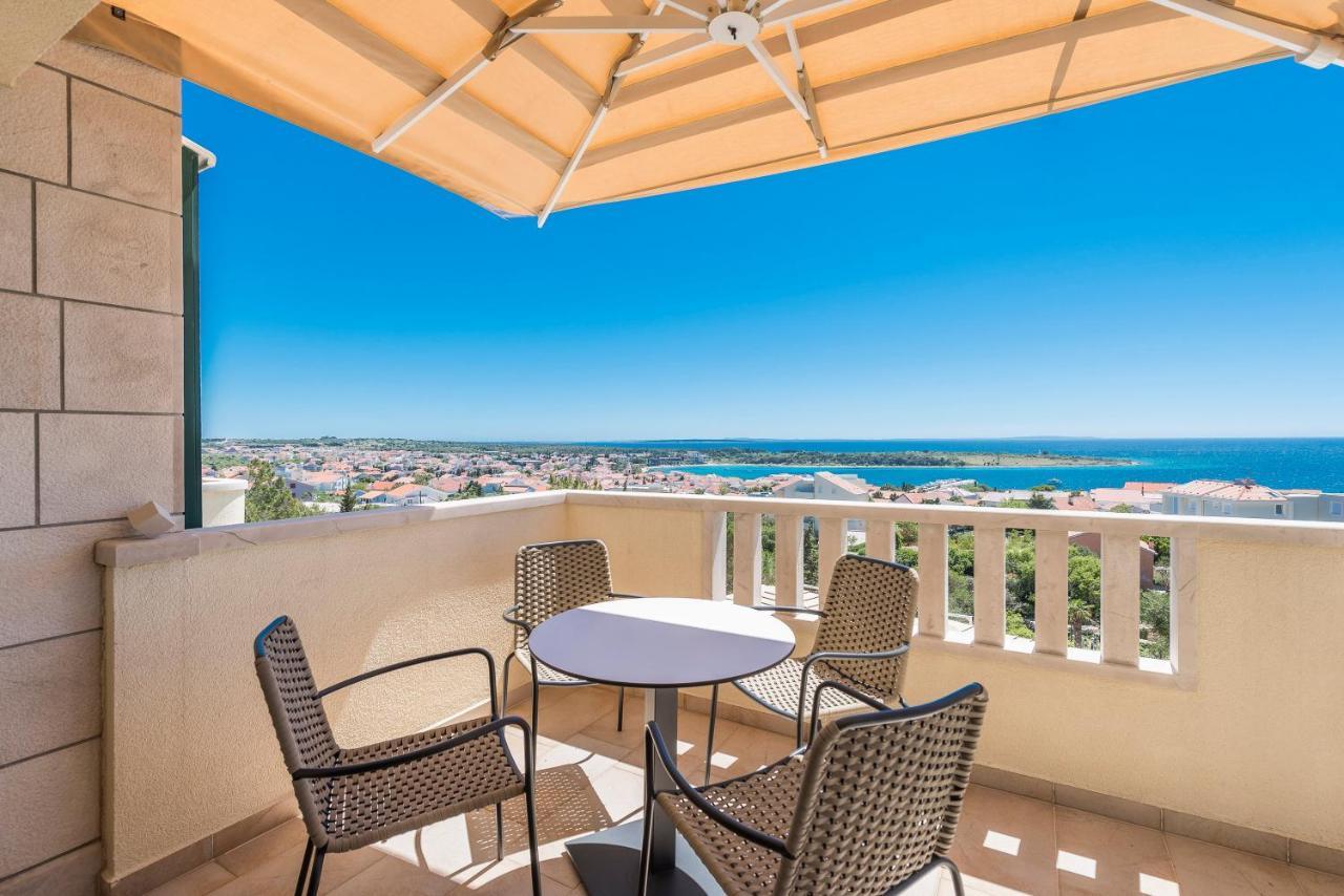 Kings View Sarkic Apartment Novalja Exterior photo