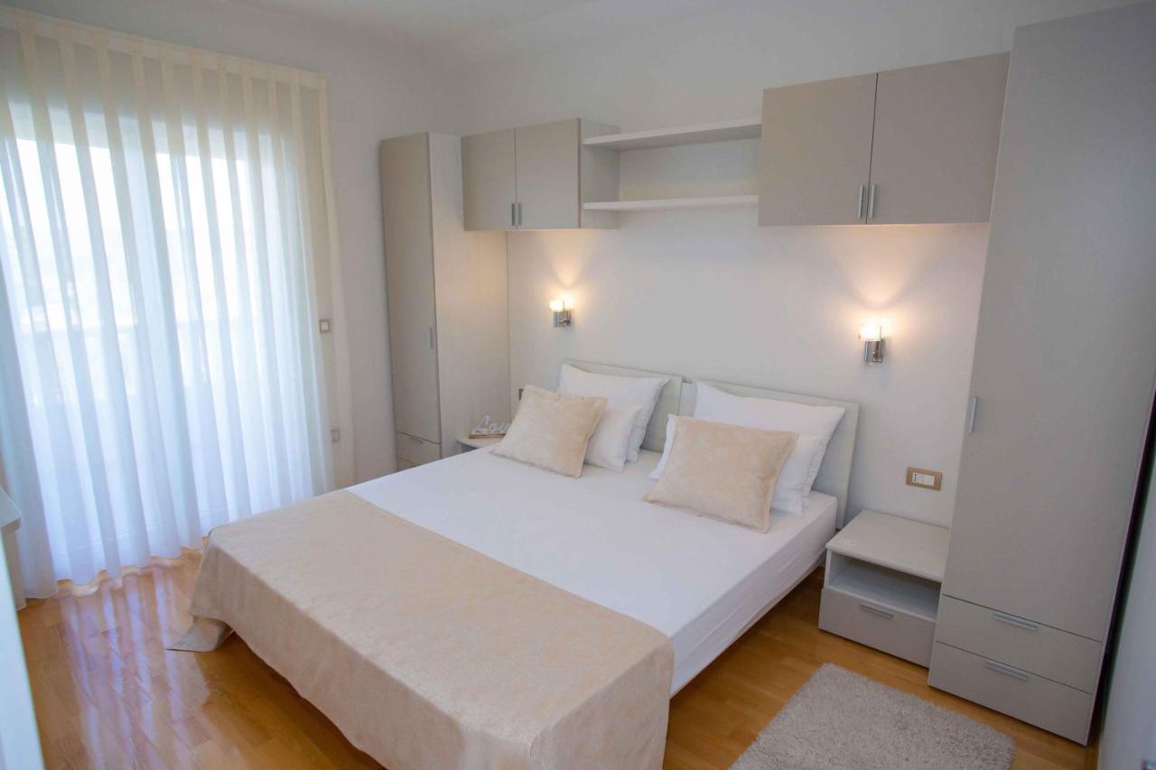 Kings View Sarkic Apartment Novalja Exterior photo