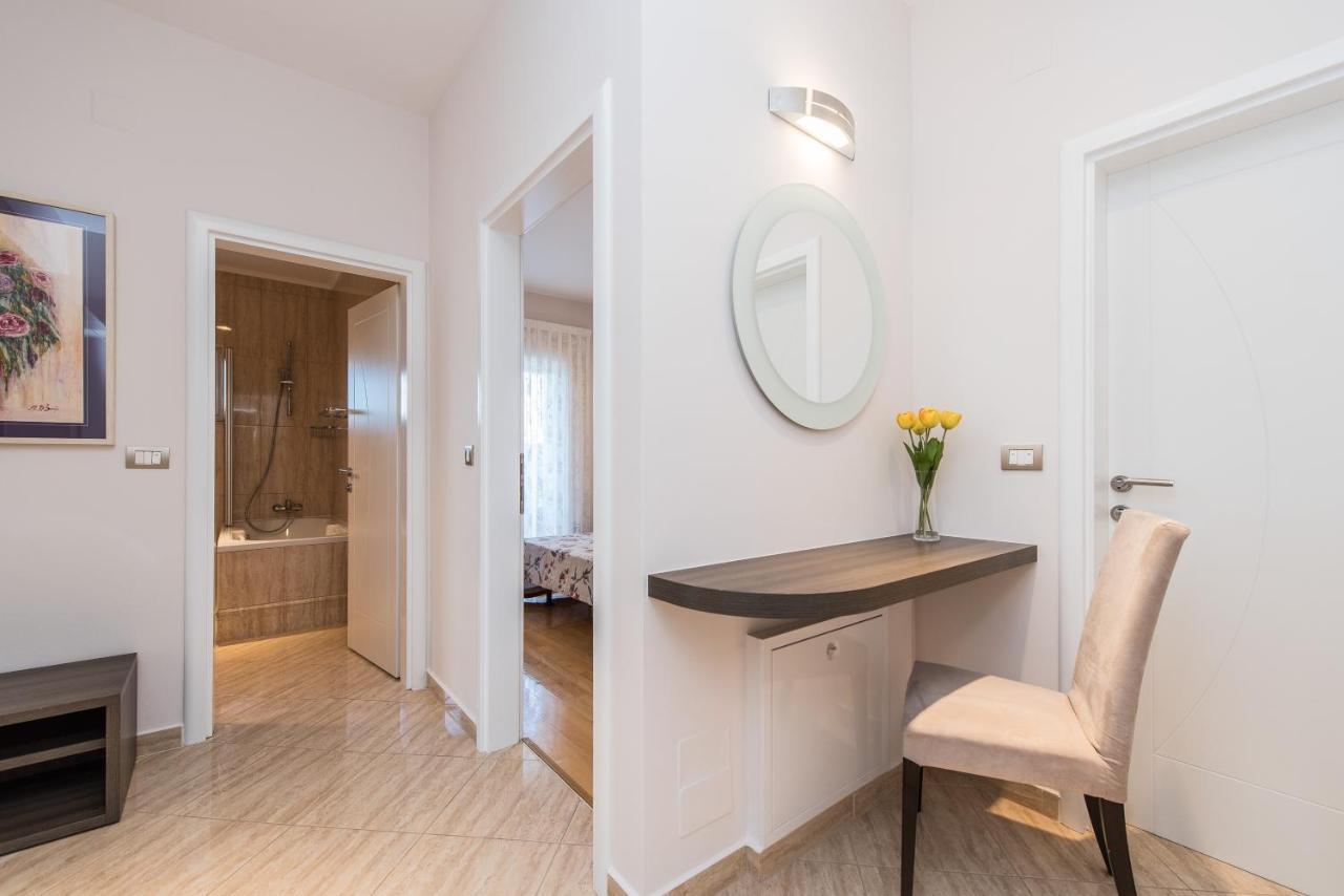 Kings View Sarkic Apartment Novalja Exterior photo