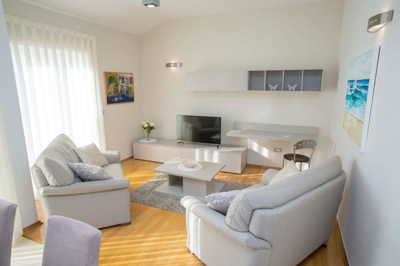 Kings View Sarkic Apartment Novalja Exterior photo